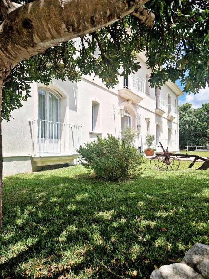 Tenuta Tropeano Santa Domenica  Exteriör bild